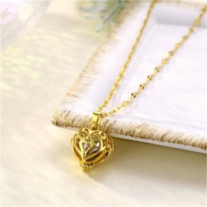 GOLD Plated Fashion Luxury Ocean Heart Crystal Pendant Titanium Women's Necklace