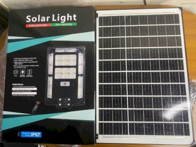 PHILIPS SOLAR STREET LIGHT